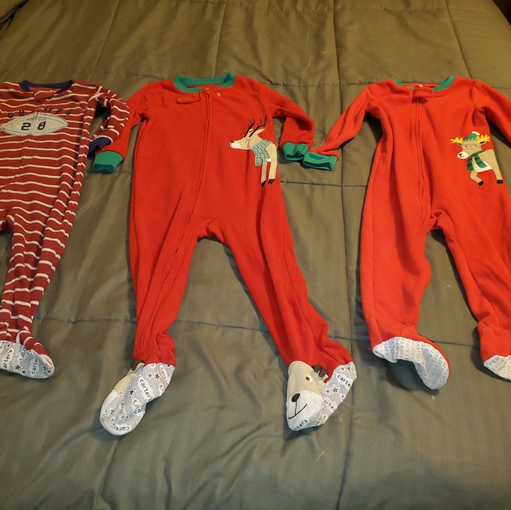 PRE OWNED BUNDLE OF 3 BOYS PJ CARTERS ONESIES 2T-3T